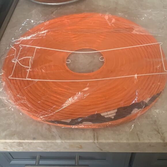 2 Large Pumpkin Lanterns - Picture 3 of 4